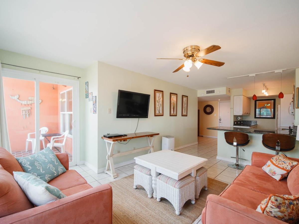 Relaxing Condo, Great Location, 3 Minute Walk To The Beach Condo サウス・パドリー・アイランド エクステリア 写真