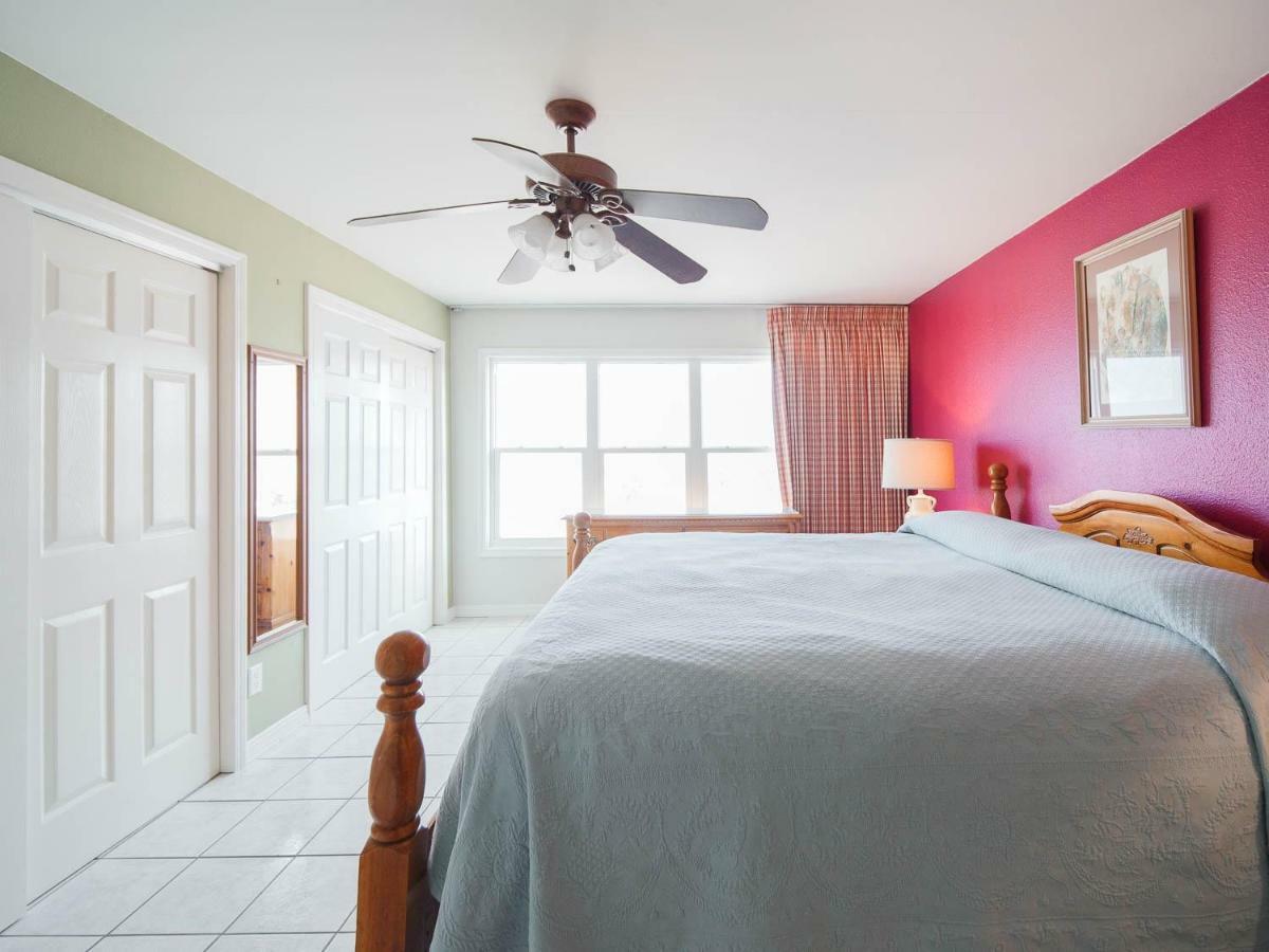 Relaxing Condo, Great Location, 3 Minute Walk To The Beach Condo サウス・パドリー・アイランド エクステリア 写真