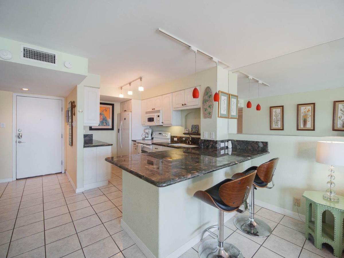 Relaxing Condo, Great Location, 3 Minute Walk To The Beach Condo サウス・パドリー・アイランド エクステリア 写真